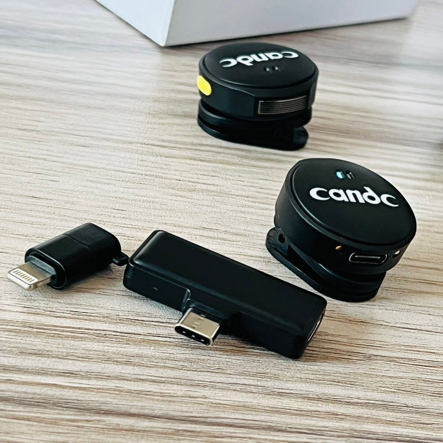 Candc DC-M4 Wireless Microphone for Android & iPhone – Dual Noise Cancellation